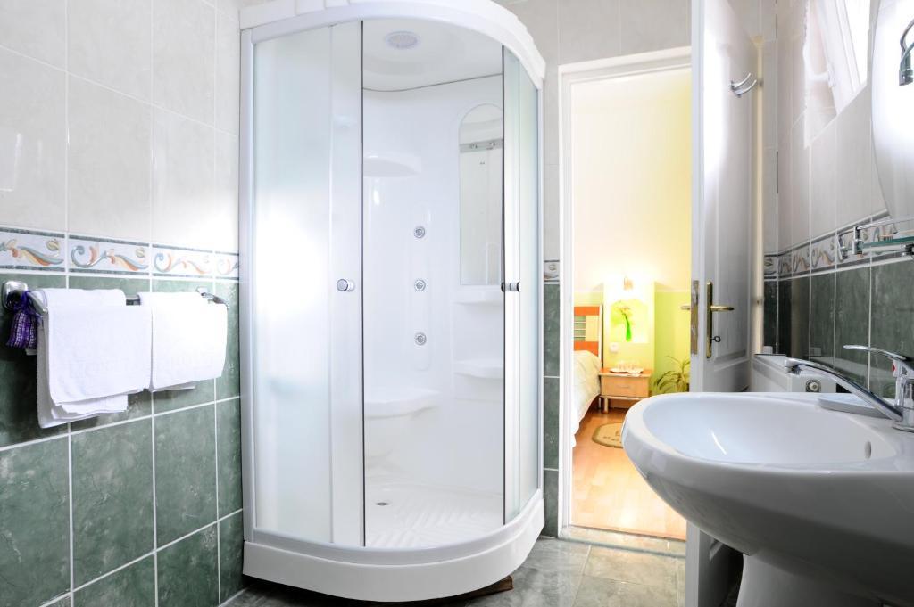 Hotel Miraj Azuga Pokoj fotografie